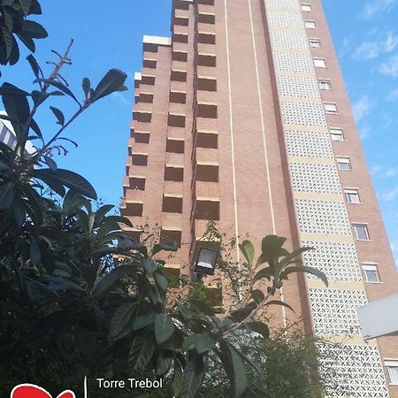 Aparthotel Torre Trébol Benidorm Extérieur photo